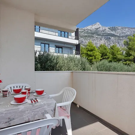 Vele Ii Appartamento Makarska