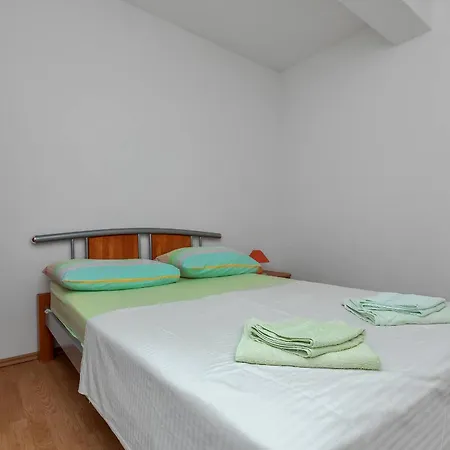 Vele Ii Apartmán Makarská
