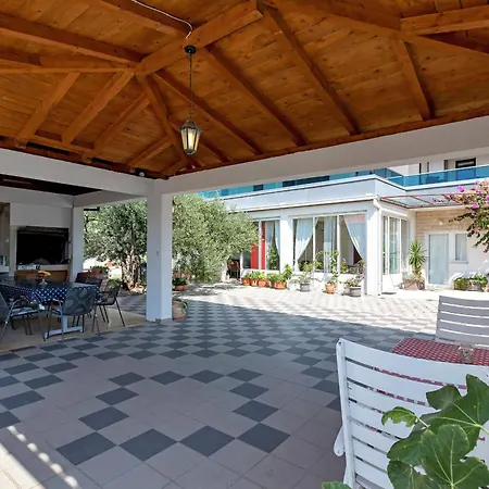 Apartmán Vele Ii