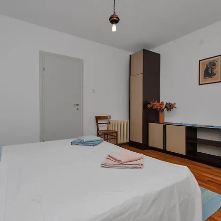 Vele Ii Apartmán Makarská
