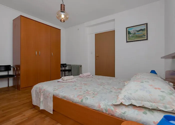 Apartment Vele Ii Makarska