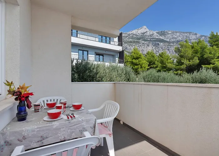 Vele Ii Apartment Makarska